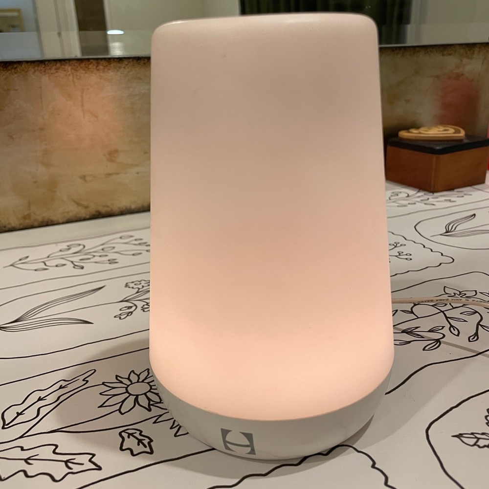 Hatch Bluetooth Sound and Light Machine